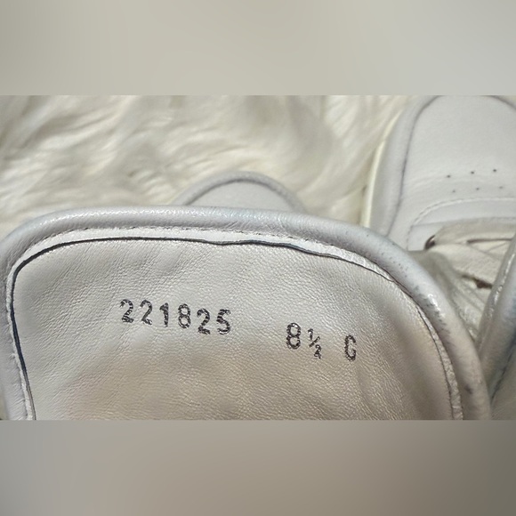 Gucci White High-Top Sneakers with Green and Red Web Stripe - Picture 11 of 12